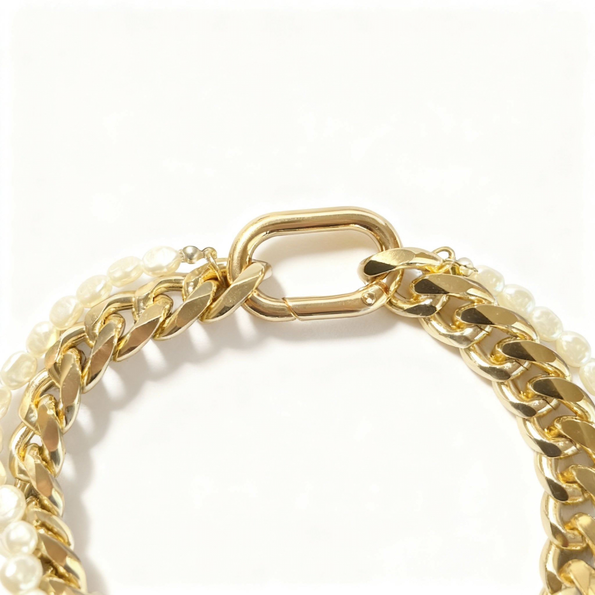 Puppy Barkin Beaded Collar with Chain Gold